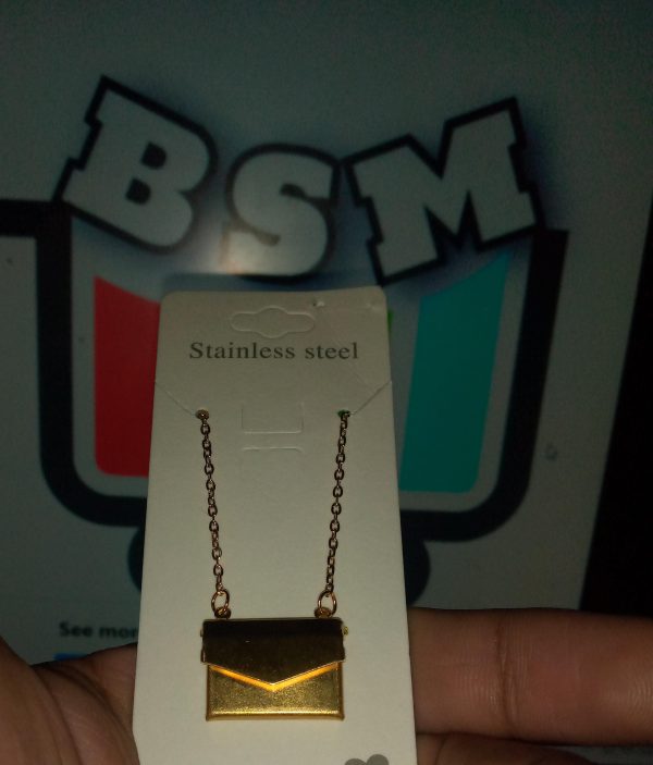 Love Letter Envelope Pendant – Elegant Golden Necklace for Girls