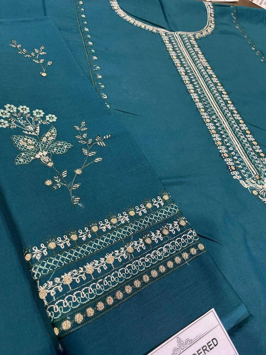 2-Piece Embroidered Lawn Suit – Lightweight & Elegant Summer Wear