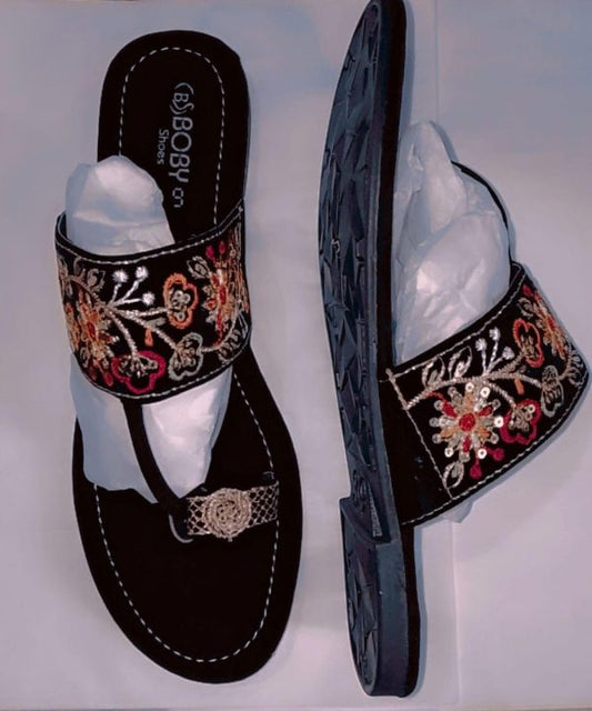 Kolhapuri Slipper – Black Handcrafted Footwear for Women | Design 25-79 (with Box)